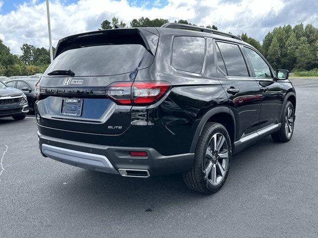 new 2025 Honda Pilot car, priced at $53,175