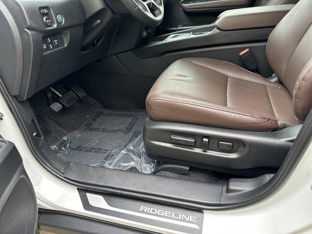used 2025 Honda Ridgeline car, priced at $41,281
