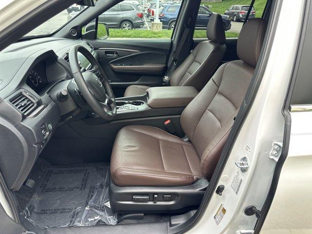 used 2025 Honda Ridgeline car, priced at $41,281