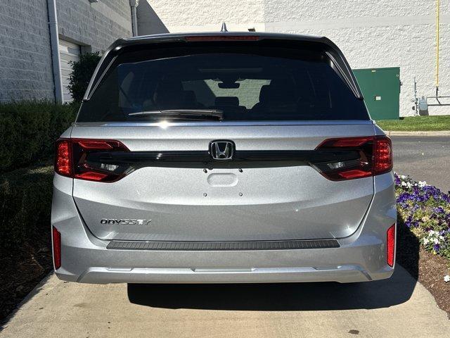 new 2026 Honda Odyssey car, priced at $42,090