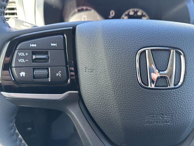 new 2026 Honda Odyssey car, priced at $42,090