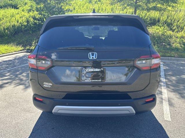 new 2025 Honda Pilot car, priced at $46,050