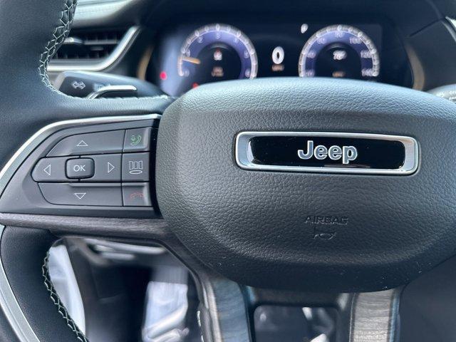 used 2024 Jeep Grand Cherokee car, priced at $45,989