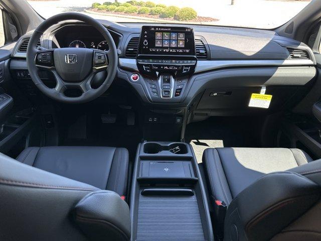 new 2026 Honda Odyssey car, priced at $43,190