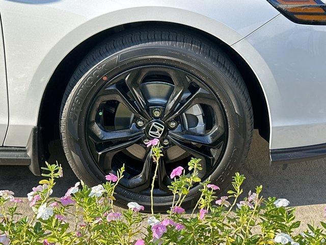 new 2025 Honda Accord car, priced at $31,460