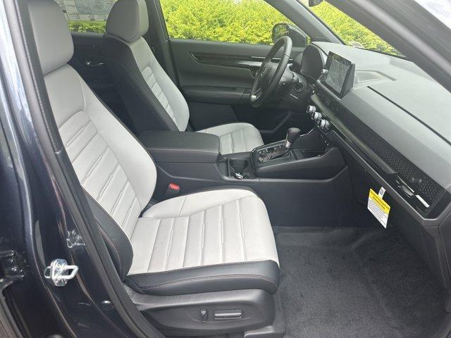 new 2026 Honda CR-V Hybrid car, priced at $42,645
