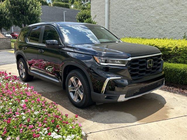 used 2025 Honda Pilot car, priced at $44,782