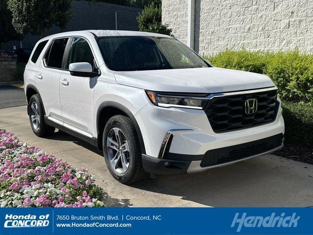used 2023 Honda Pilot car, priced at $38,681