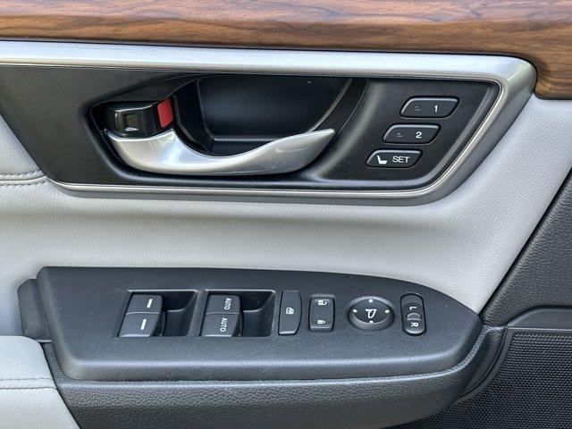 used 2022 Honda CR-V Hybrid car, priced at $34,282