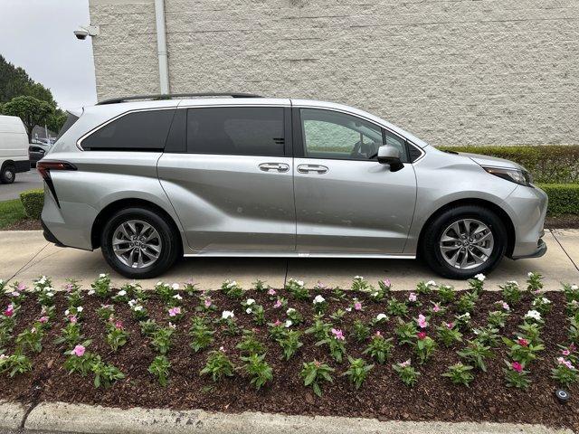 used 2023 Toyota Sienna car, priced at $41,282