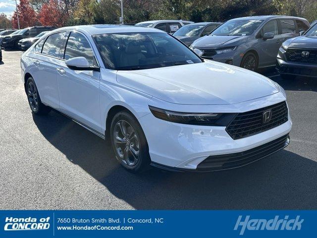 new 2025 Honda Accord Hybrid car, priced at $35,740