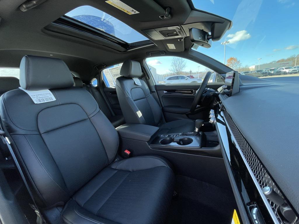 new 2026 Honda Civic Hybrid car, priced at $34,617