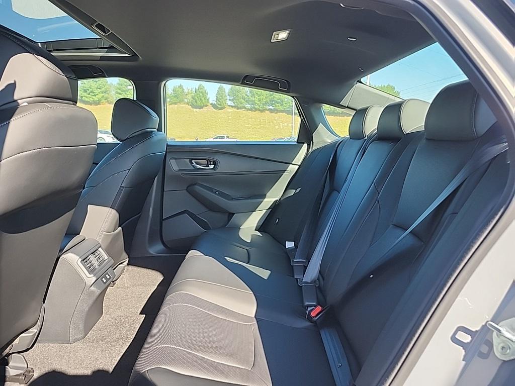 new 2025 Honda Accord Hybrid car, priced at $35,117