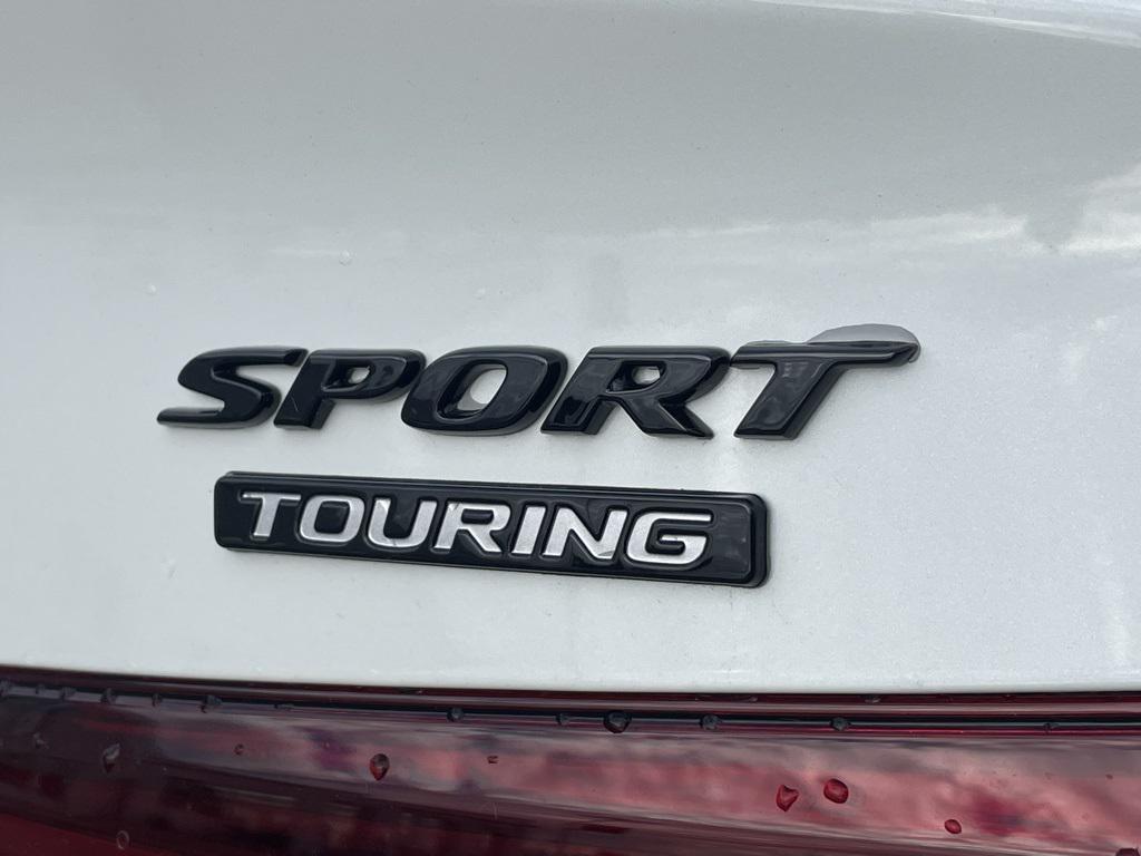 new 2026 Honda Civic Hybrid car, priced at $33,945