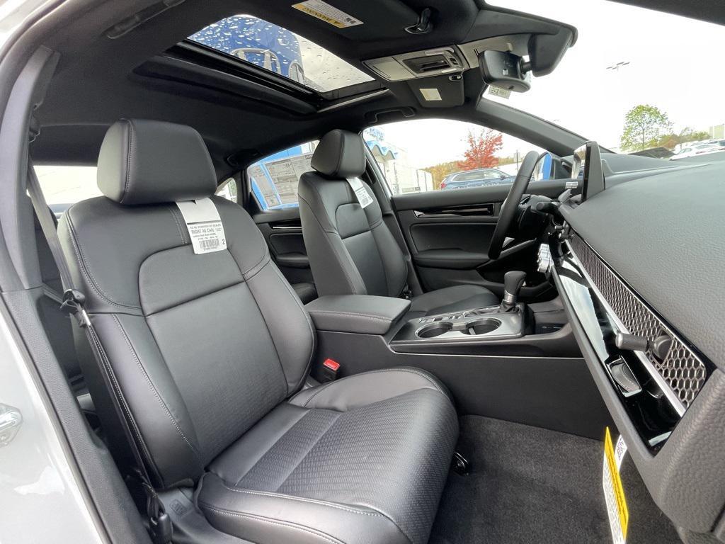 new 2026 Honda Civic Hybrid car, priced at $33,945