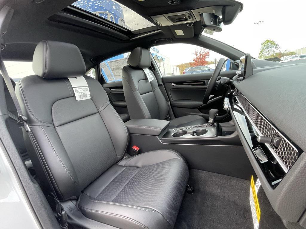 new 2026 Honda Civic Hybrid car, priced at $33,945