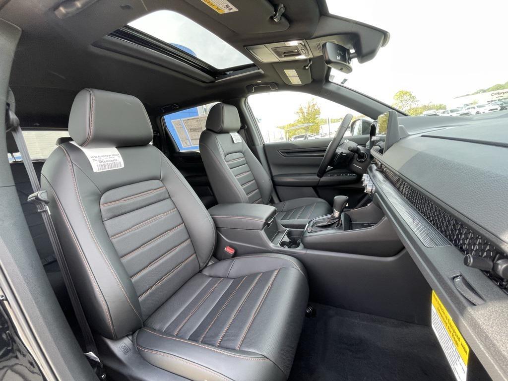 new 2026 Honda CR-V Hybrid car, priced at $40,847