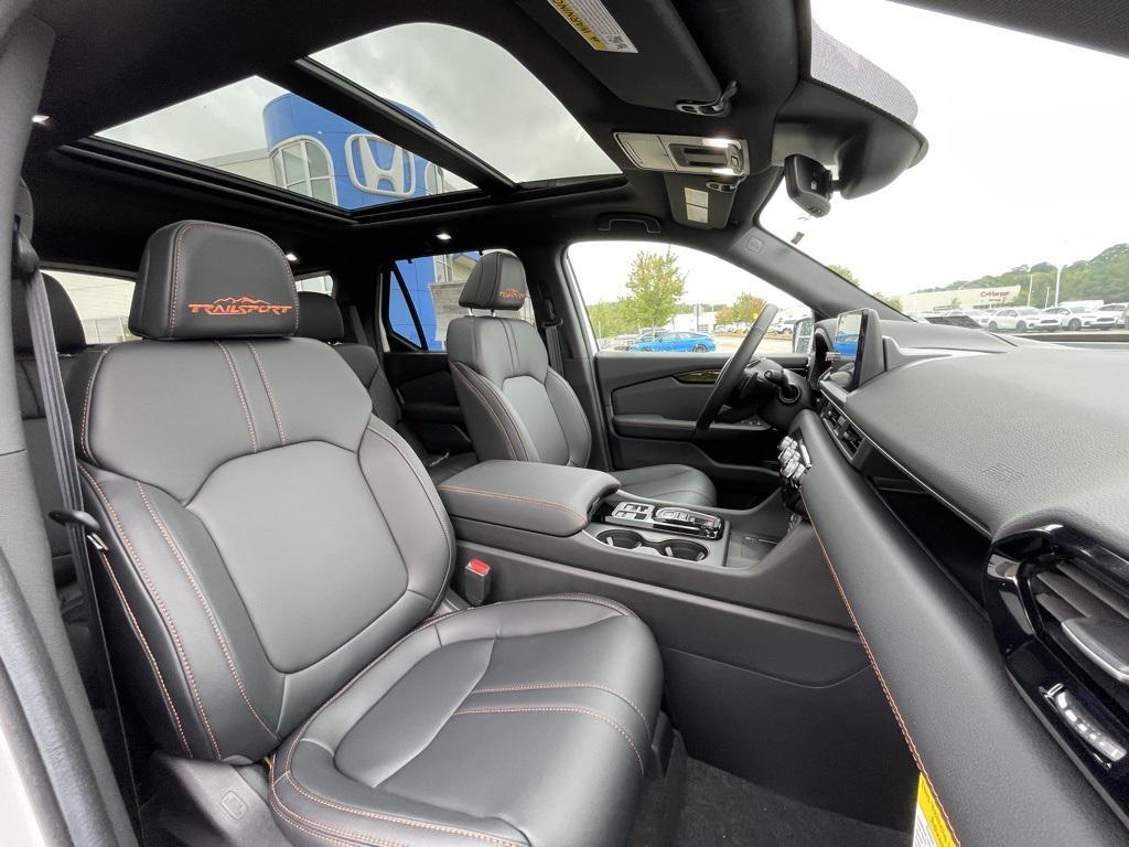 new 2025 Honda Pilot car, priced at $51,362