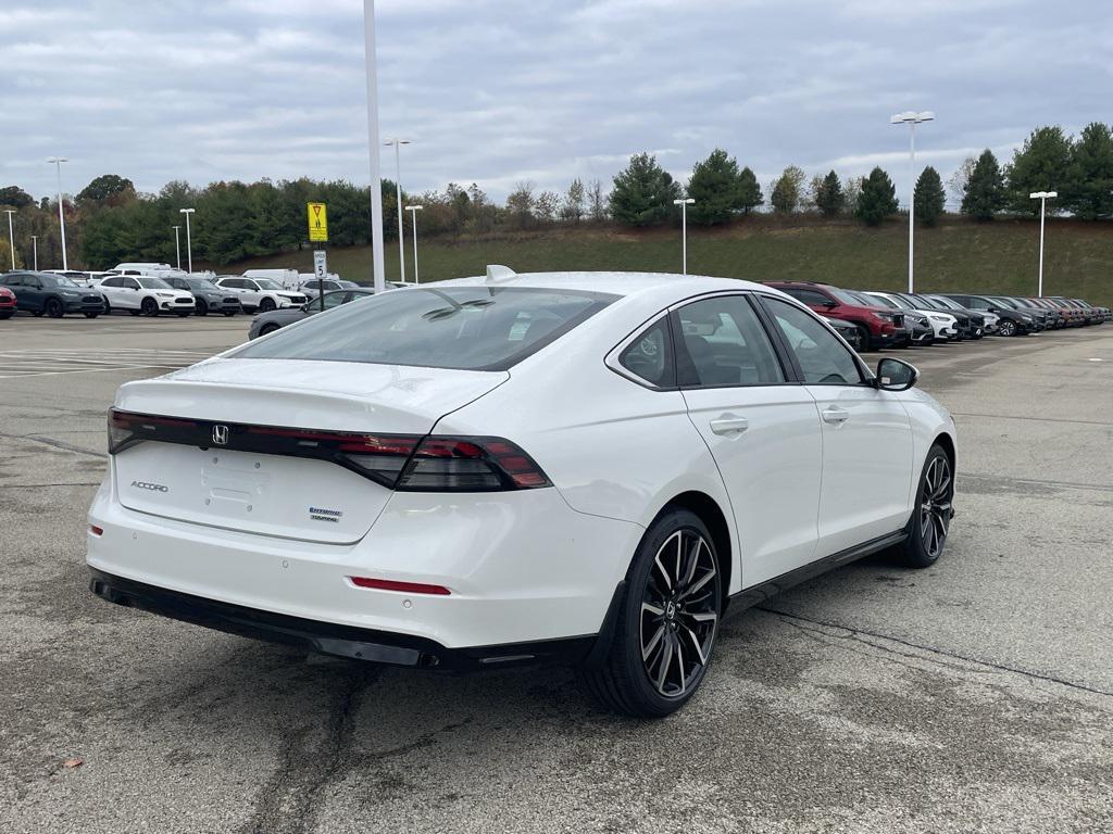 new 2025 Honda Accord Hybrid car, priced at $38,097