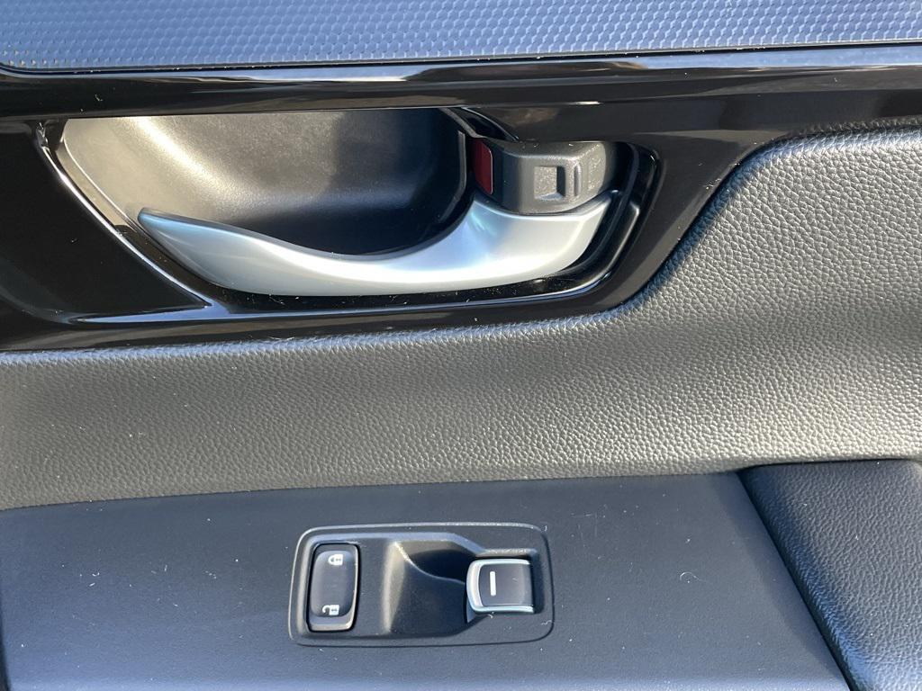 used 2023 Honda CR-V car, priced at $30,898