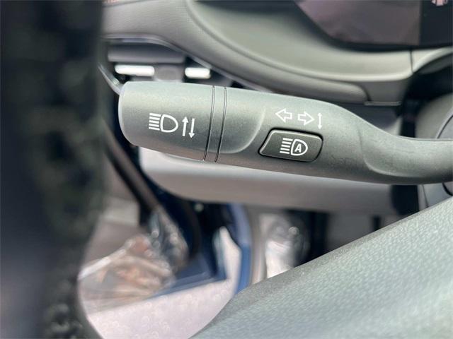 new 2025 Buick Envista car, priced at $30,721