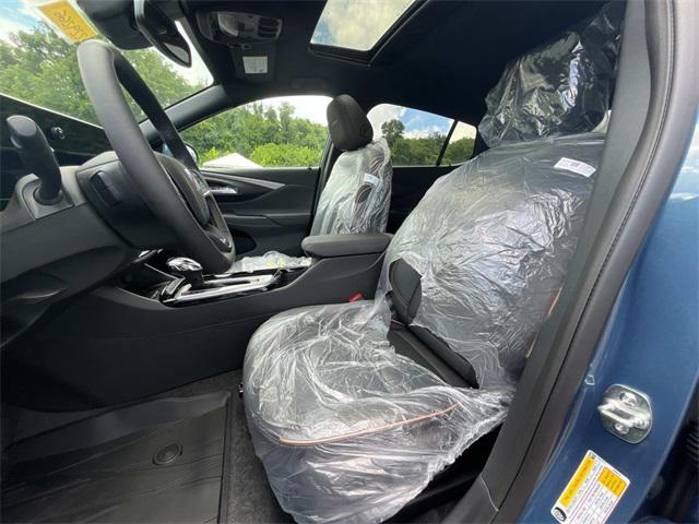 new 2025 Buick Envista car, priced at $30,721