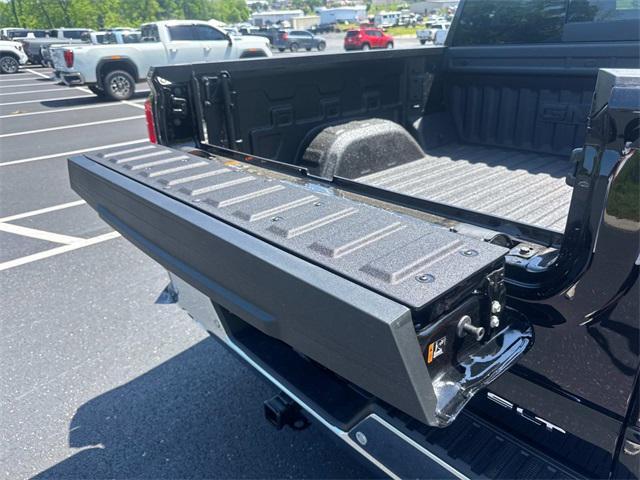 new 2025 GMC Sierra 1500 car, priced at $65,372