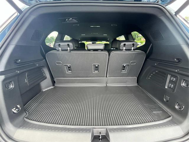 new 2025 Buick Enclave car, priced at $46,395