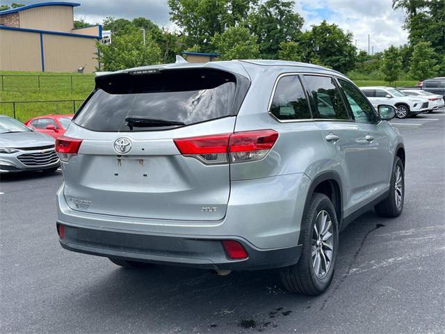 used 2019 Toyota Highlander car, priced at $23,995