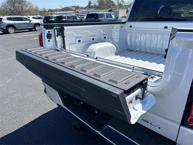 new 2025 GMC Sierra 1500 car