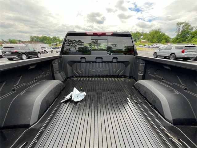 new 2025 GMC Sierra 1500 car, priced at $83,054
