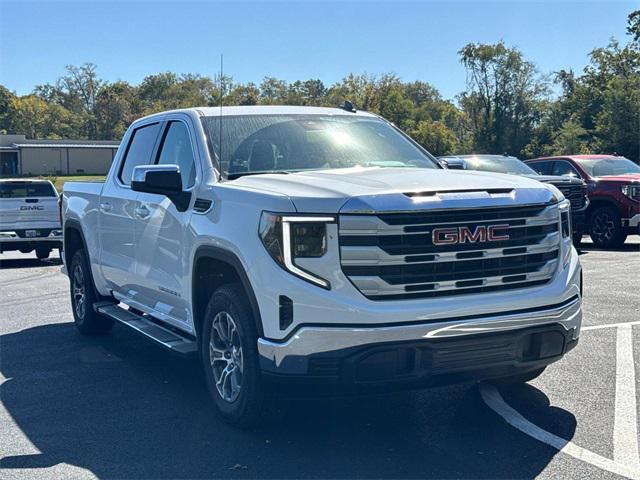 new 2025 GMC Sierra 1500 car, priced at $54,717