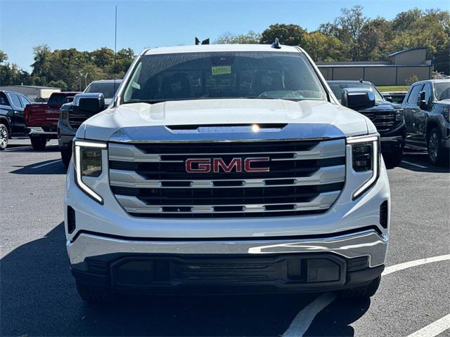 new 2025 GMC Sierra 1500 car, priced at $54,717