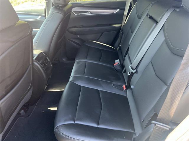used 2025 Cadillac XT5 car, priced at $43,100