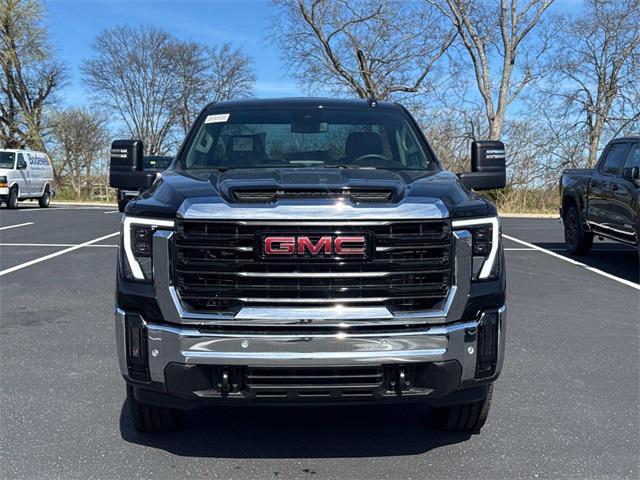 new 2025 GMC Sierra 2500 car, priced at $53,015