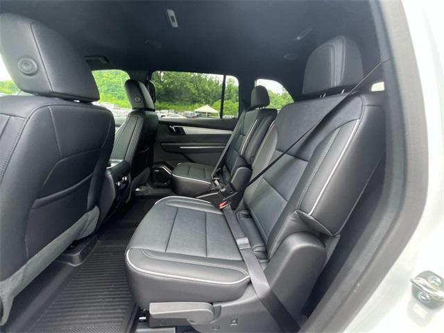 new 2025 Buick Enclave car, priced at $46,544