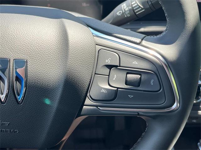 new 2025 Buick Envista car, priced at $26,566