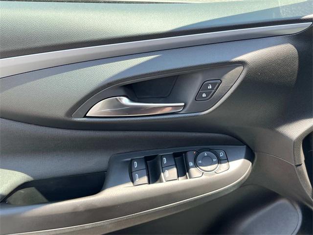 new 2025 Buick Envista car, priced at $26,566