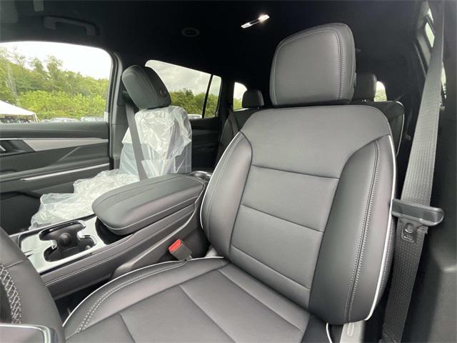 new 2026 Buick Enclave car, priced at $48,901