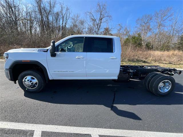 new 2025 GMC Sierra 3500 car, priced at $72,759