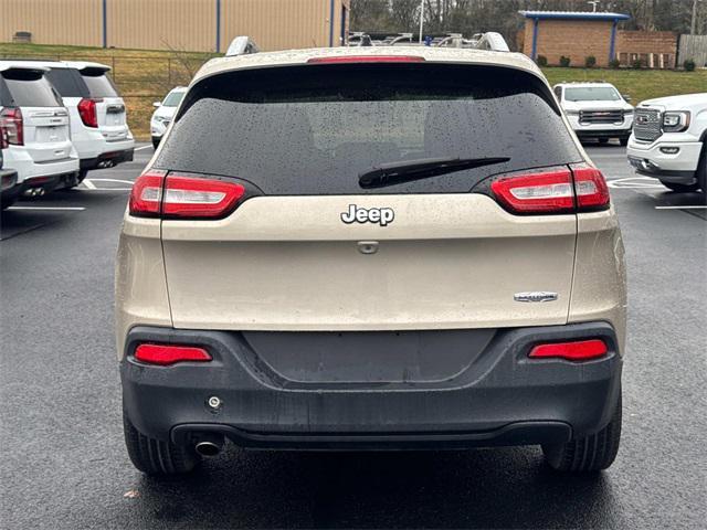 used 2015 Jeep Cherokee car, priced at $13,900