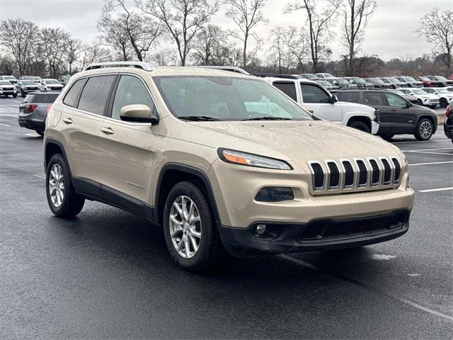 used 2015 Jeep Cherokee car, priced at $13,900