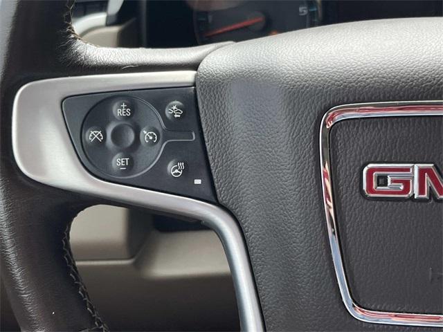 used 2020 GMC Yukon XL car, priced at $34,184