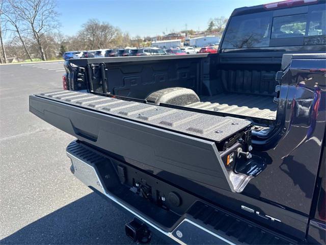 new 2025 GMC Sierra 2500 car, priced at $78,324