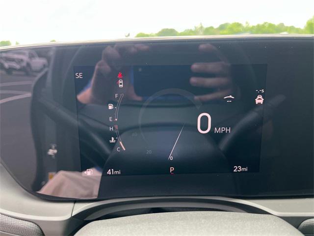 new 2025 Buick Envista car, priced at $26,899