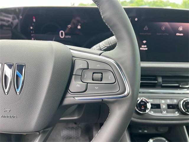 new 2025 Buick Envista car, priced at $26,899