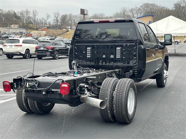 new 2025 GMC Sierra 3500 car, priced at $66,485