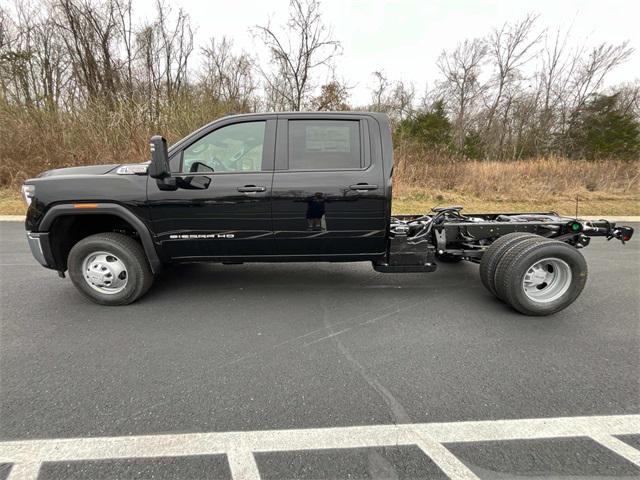 new 2025 GMC Sierra 3500 car, priced at $66,485