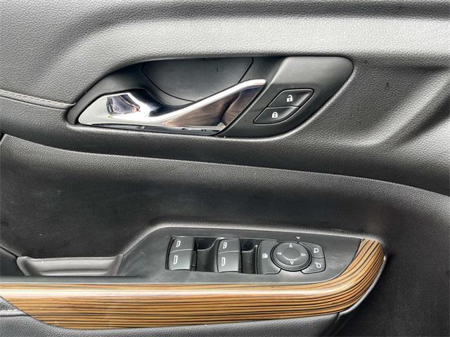 used 2023 GMC Acadia car, priced at $31,255