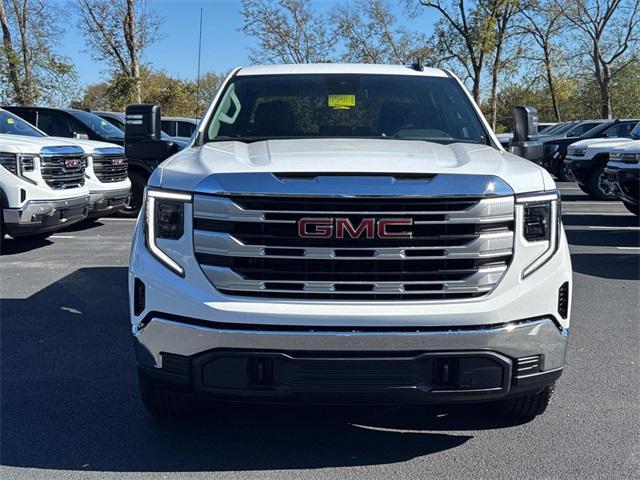 new 2025 GMC Sierra 1500 car, priced at $59,385